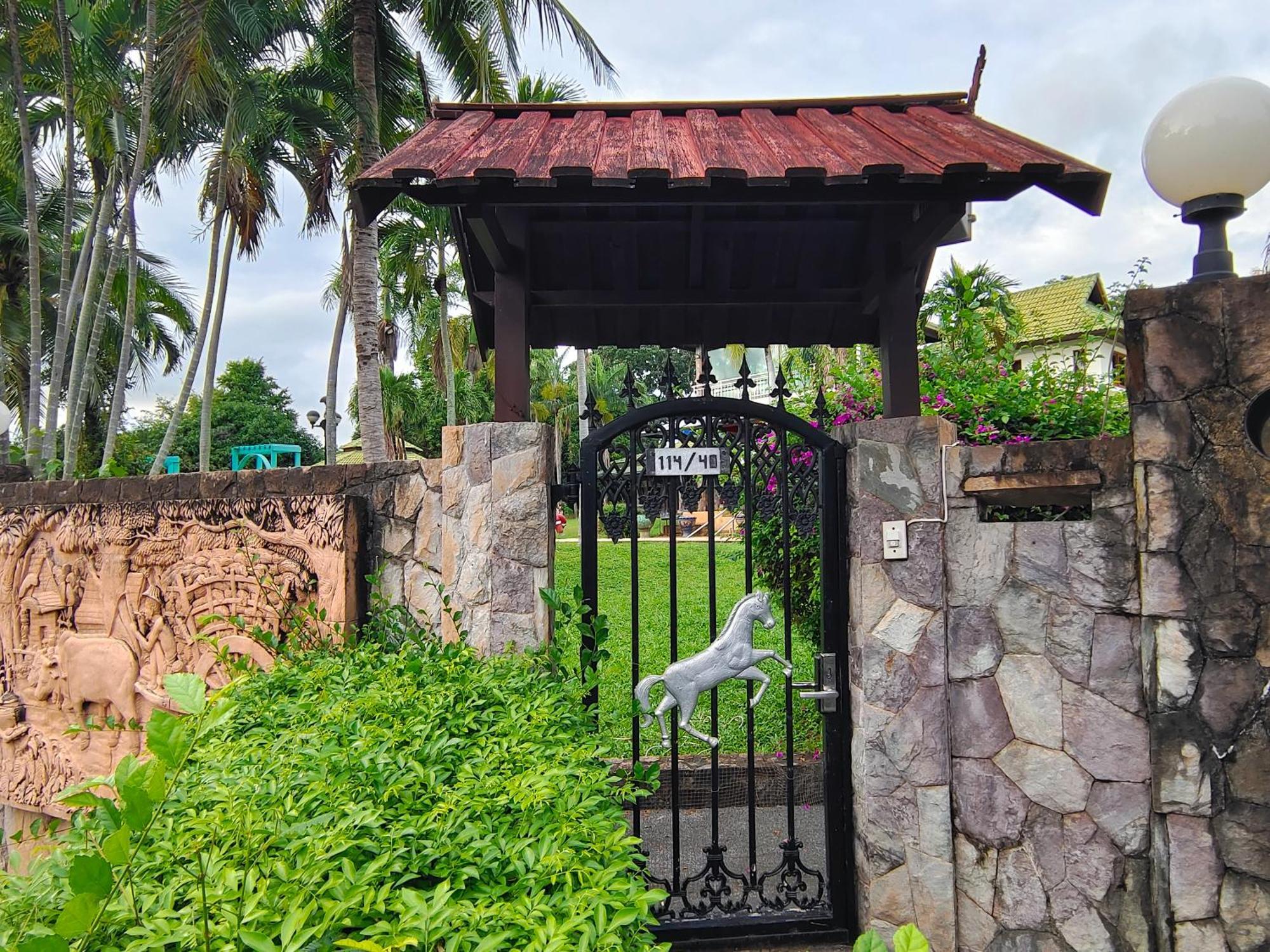 Phoenix Golf 10 Badroom Pool Villa Ban Huai Yai Экстерьер фото